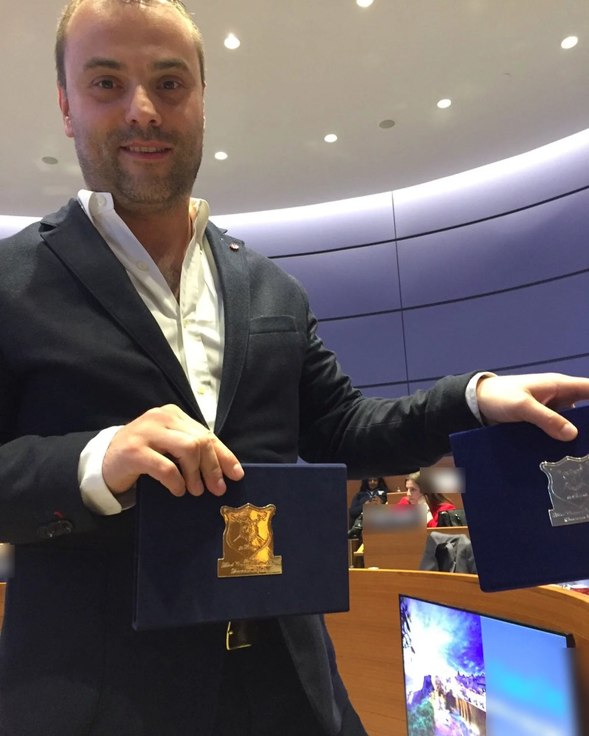 Presenting the first handmade box at Yale